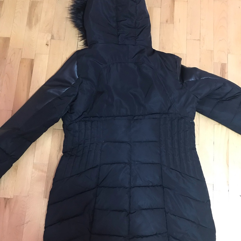 BEBE Woman’s Winter Coat with Fur Hood L